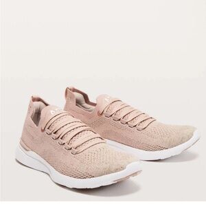 APL TechLoom Breeze Running Shoe Rose Dust / Rose Gold / White Women Sneaker Sz8